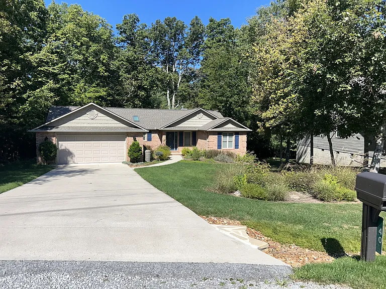 40 Brooks Ln — Photo 30