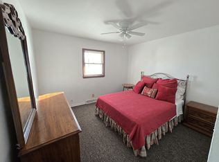 422 S Henrietta Ave APT 1, Rockford, IL 61102