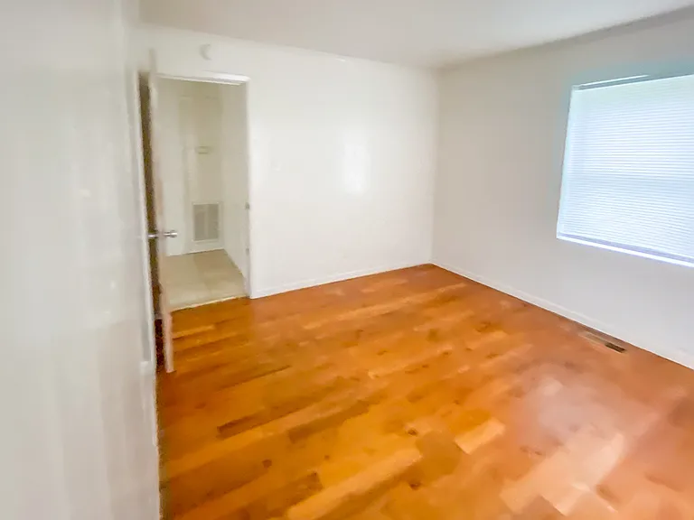 3415 Danbury Rd — Photo 5