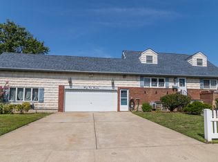 3400 Westminster Rd, Oceanside, NY 11572