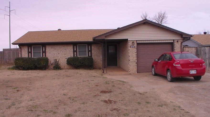 1st image of 620 Plainview Dr