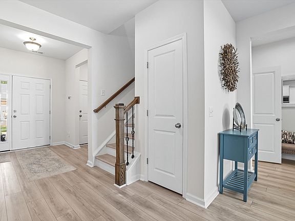 4th image of 545 Wynfield Forest Dr
