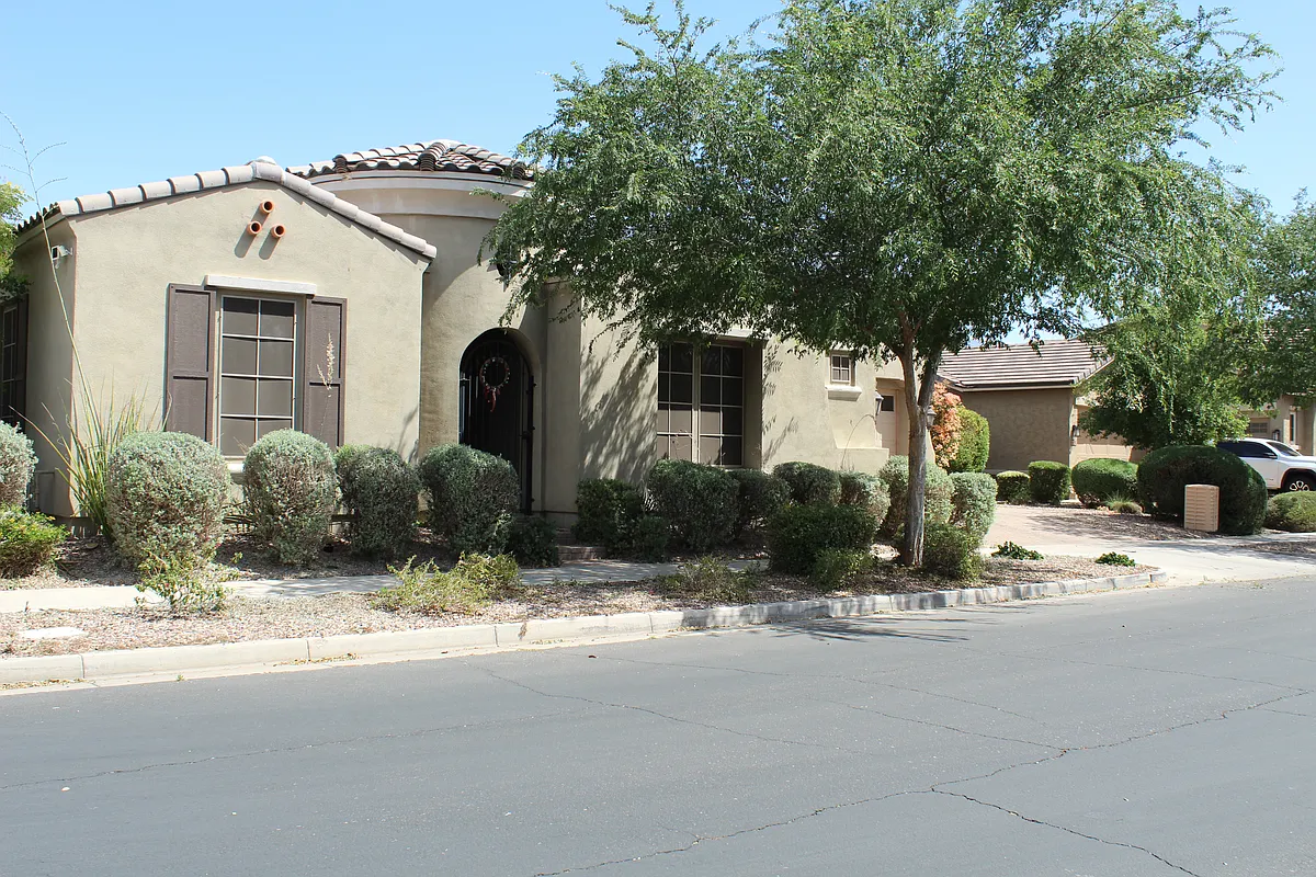 Building Photo - 10454 E Vivid Ave