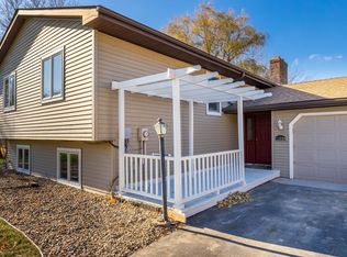 13880 Sunnyslope Dr, Maple Grove, MN 55311