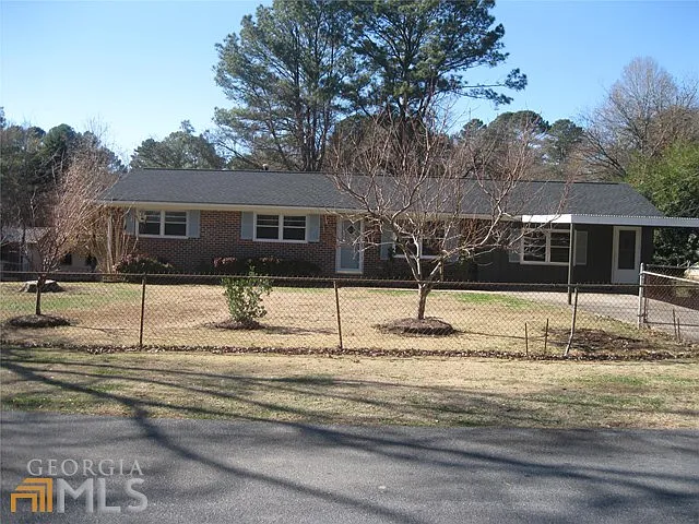 621 Valley Rd photo 1