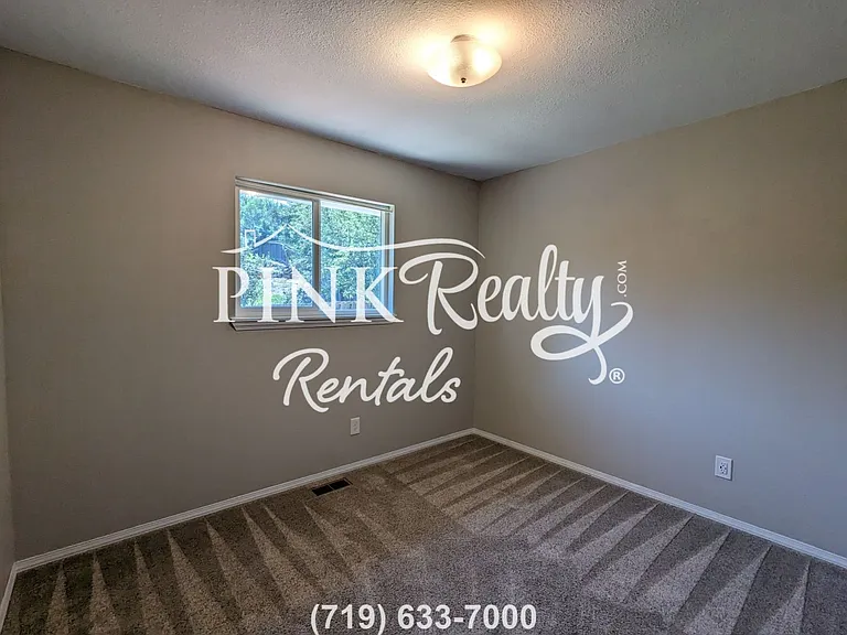 4735 Woodsorrel Ct — Photo 34