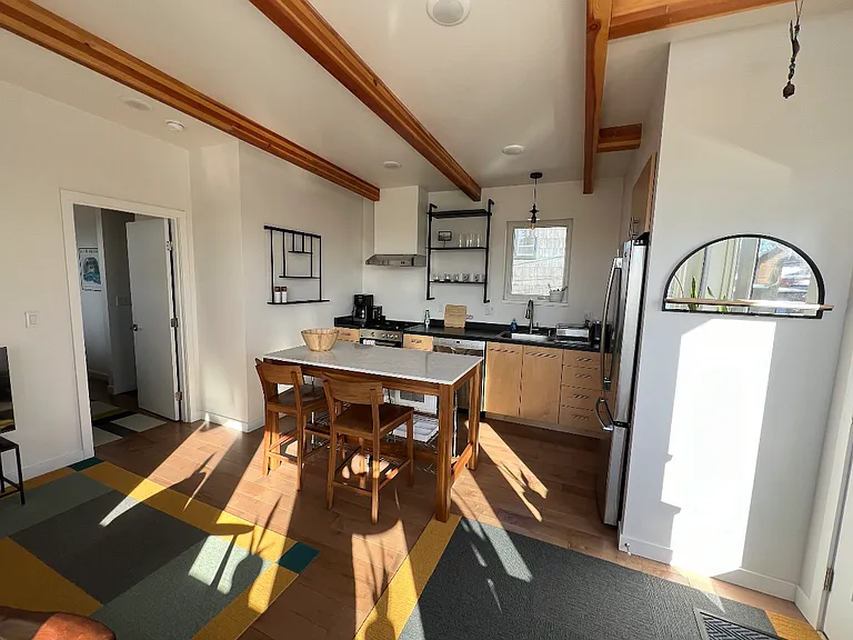 1019 N St — Photo 9