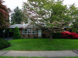 110 Winston Dr, Mechanicsburg, PA 17055