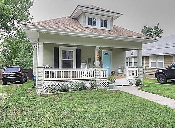 3rd image of 312 S Missouri St