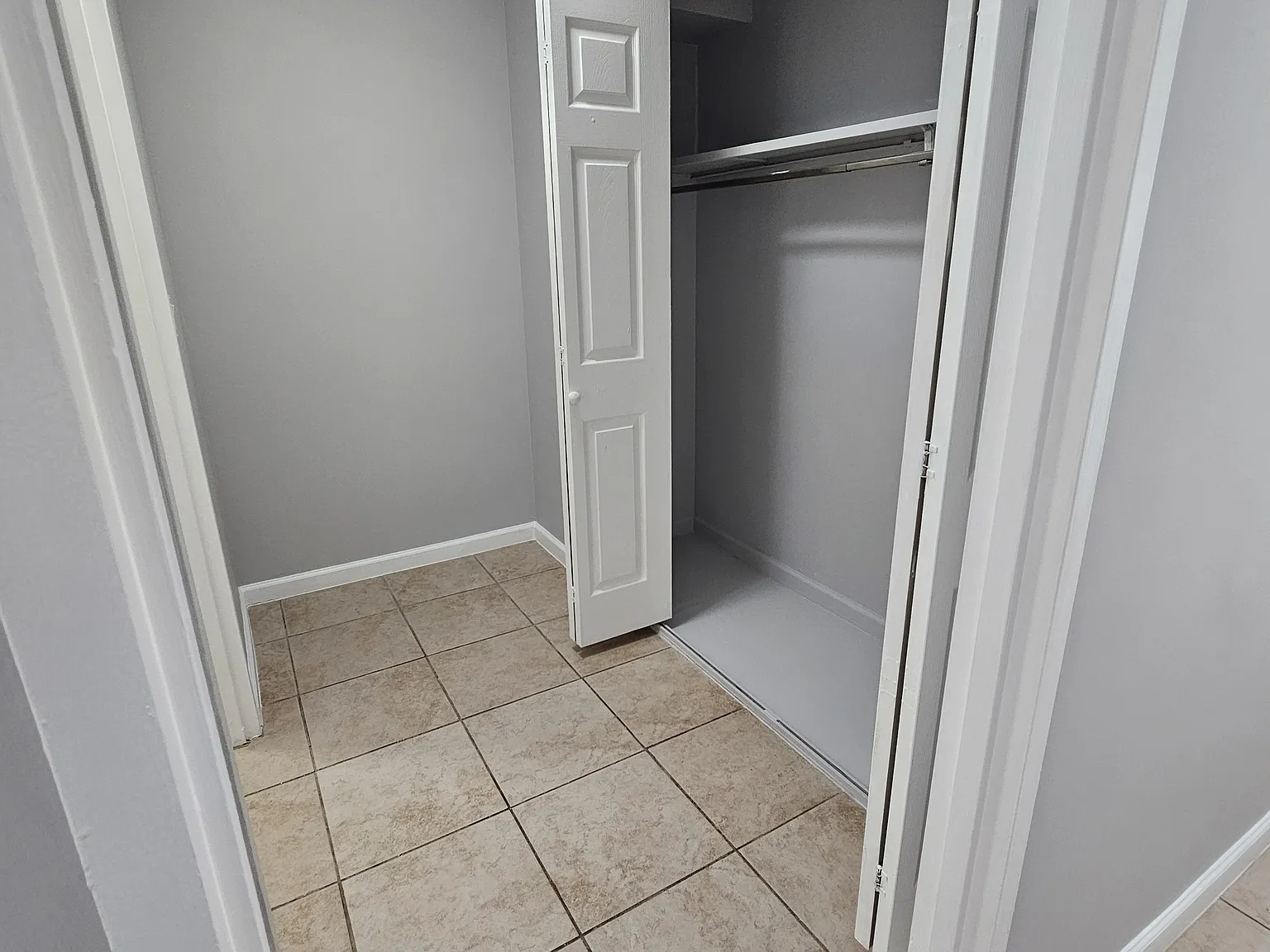 Studio, 500 sqft, $1,200 — Photo 4