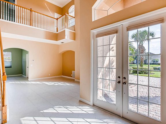 5th image of 2067 Windbrook Dr SE