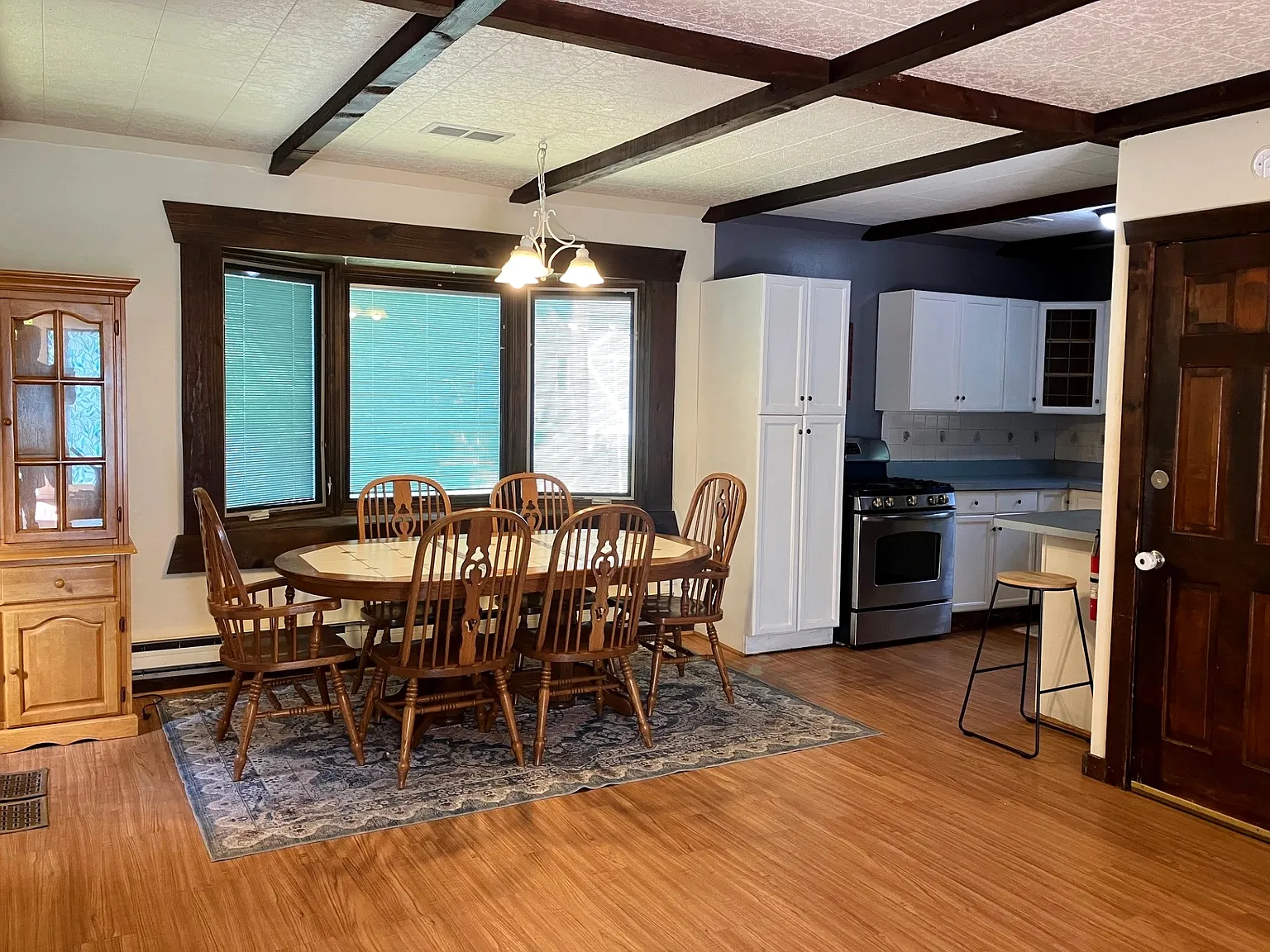 3 bed, 1500 sqft, $2,325 — Photo 1