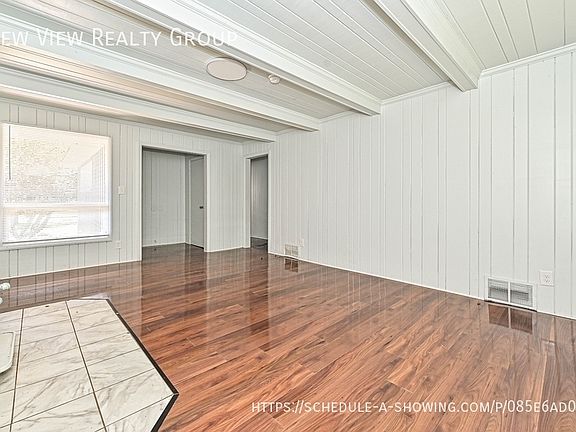 4th image of 217 Bennett St