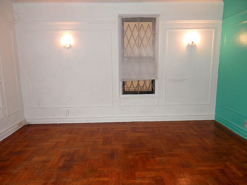 2nd image of 105 Lincoln Rd APT 2O