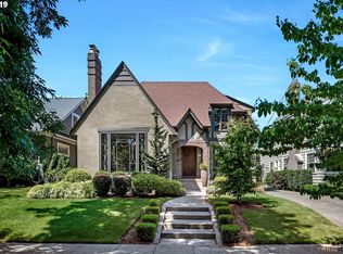 3457 NE Davis St, Portland, OR 97232