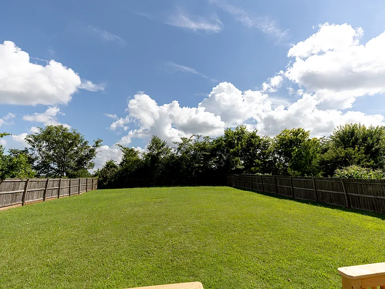 1410 E Fairwind — Photo 30
