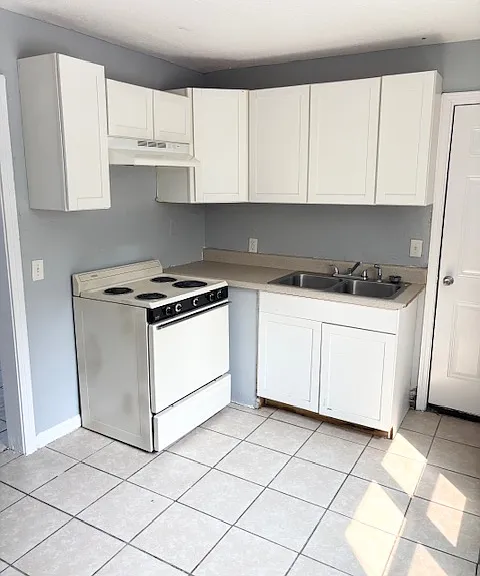 311 Forrest Ave #2 — Photo 4