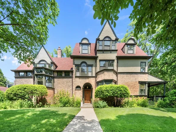 225 Hamilton St, Evanston, IL 60202