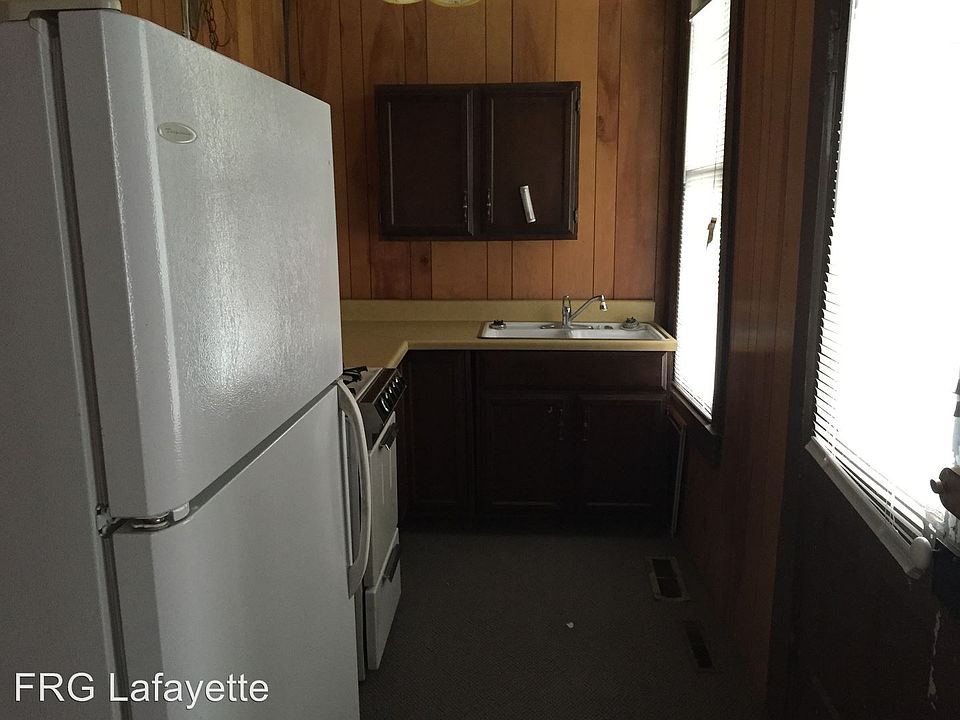2nd image of 1324 1/2 Union St