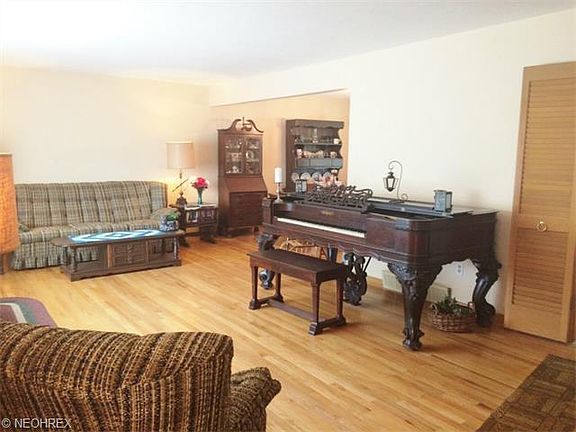 4th image of 7651 Koch Dr