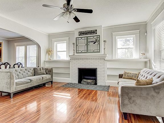 4th image of 604 W Warren Ave