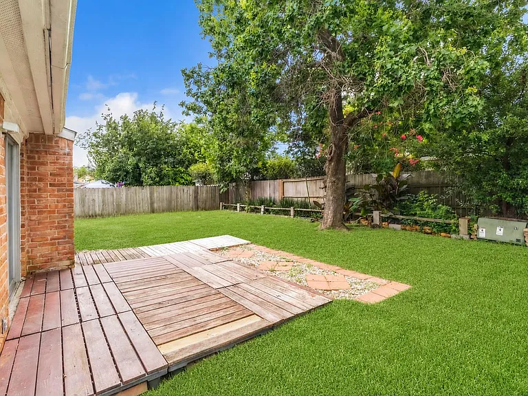 13622 Cherrydown St — Photo 27