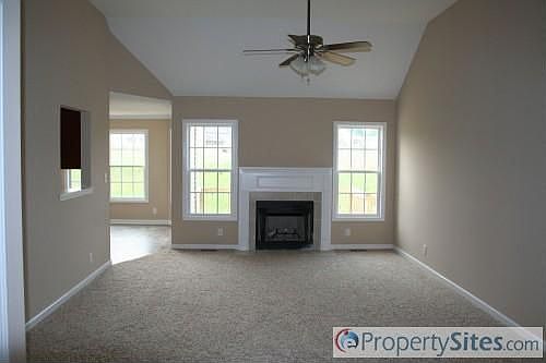 3rd image of 1347 Francesca Dr