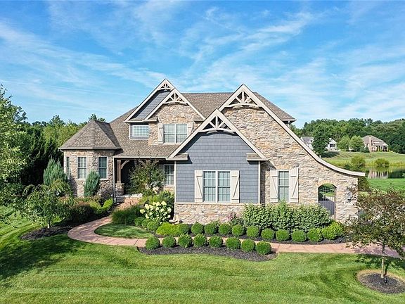 3rd image of 2887 Wind Field Dr