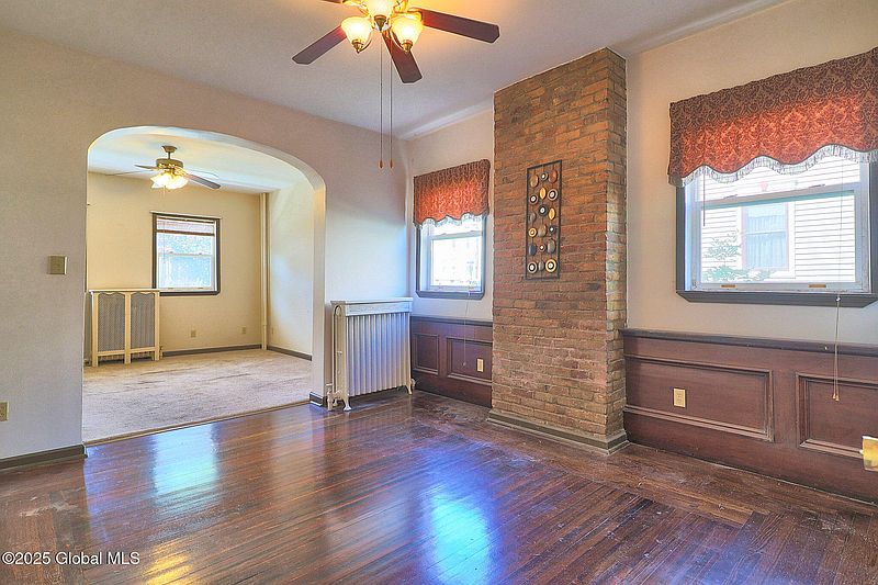 5th image of 47 Younglove Avenue