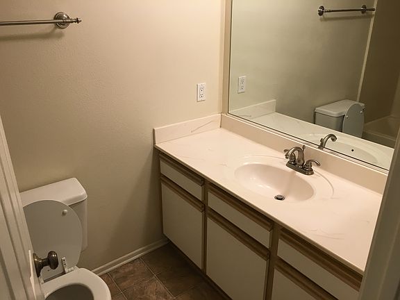 5th image of 44550 15th St E Unit 13