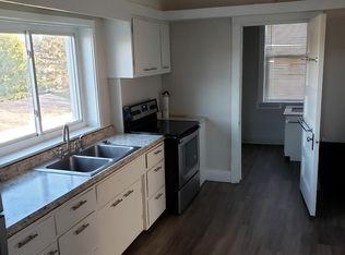 1301 W Quincy St APT 2, Hancock, MI 49930