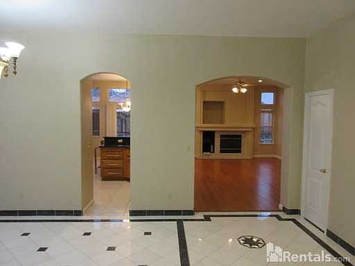 3rd image of 101 Vonnie Ct