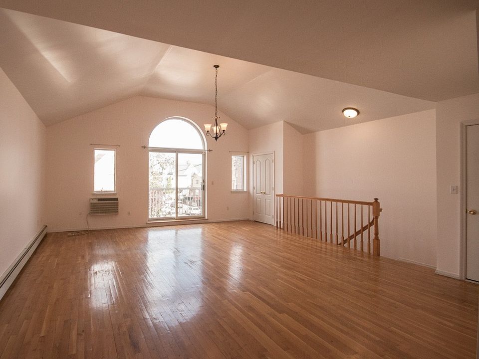 1st image of 1546 Bath Ave #3B