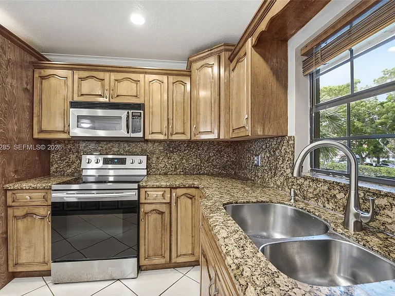 3361 NW 85th Ave #205 — Photo 4