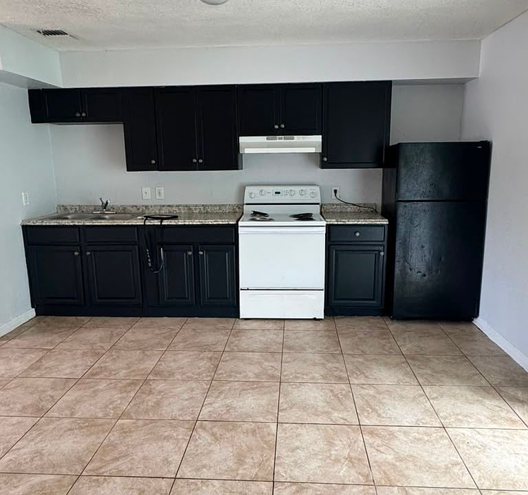 1st image of 4405 Sebastian Way