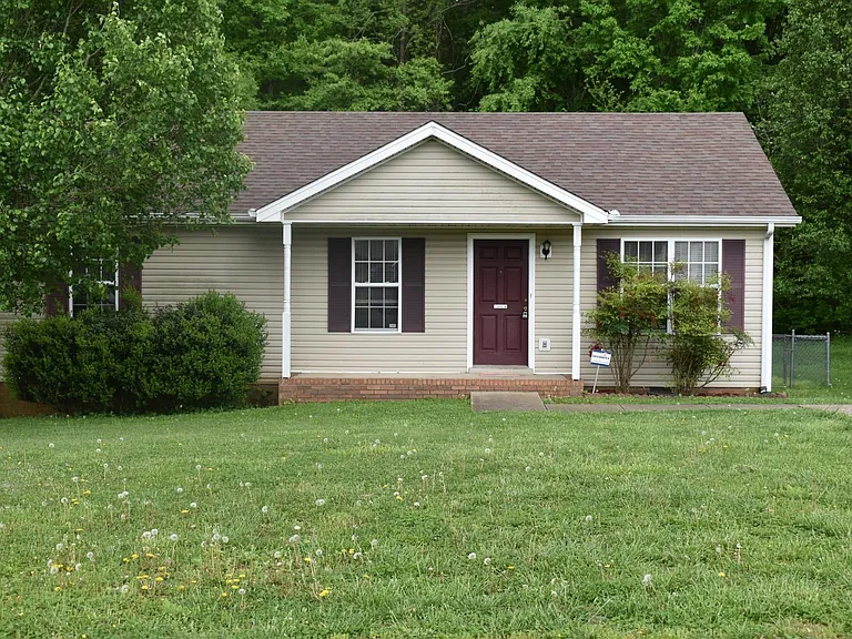 153 Monarch Ln — Photo 10