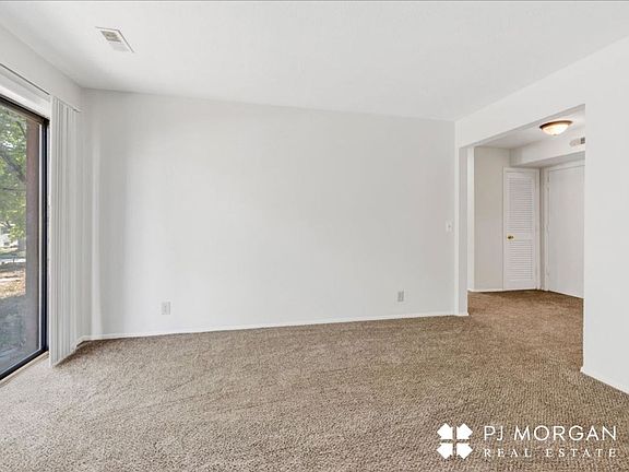 4th image of 10808 Oakbrook Cir APT 5
