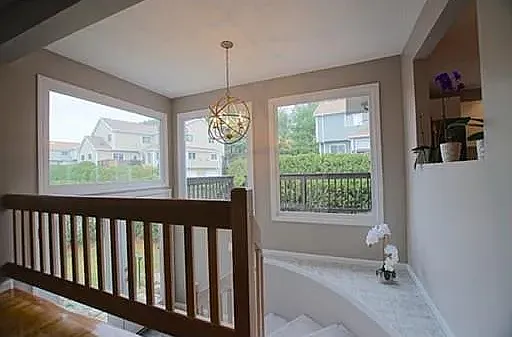 Brittania Cir, Salem — Photo 4