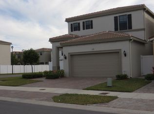 630 NE 191st Ter, Miami, FL 33179