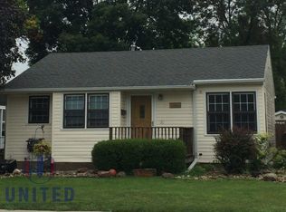 316 E 31st St, S Sioux City, NE 68776