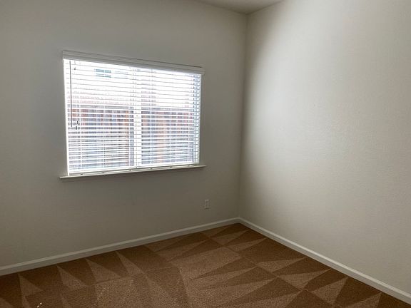 5th image of 2942 Las Flores Cir