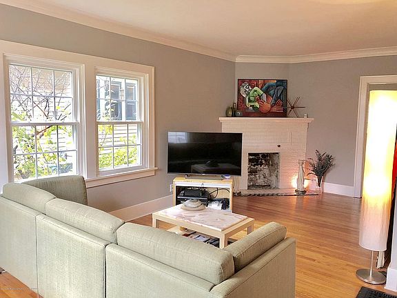 3rd image of 427 Westmoreland Ave
