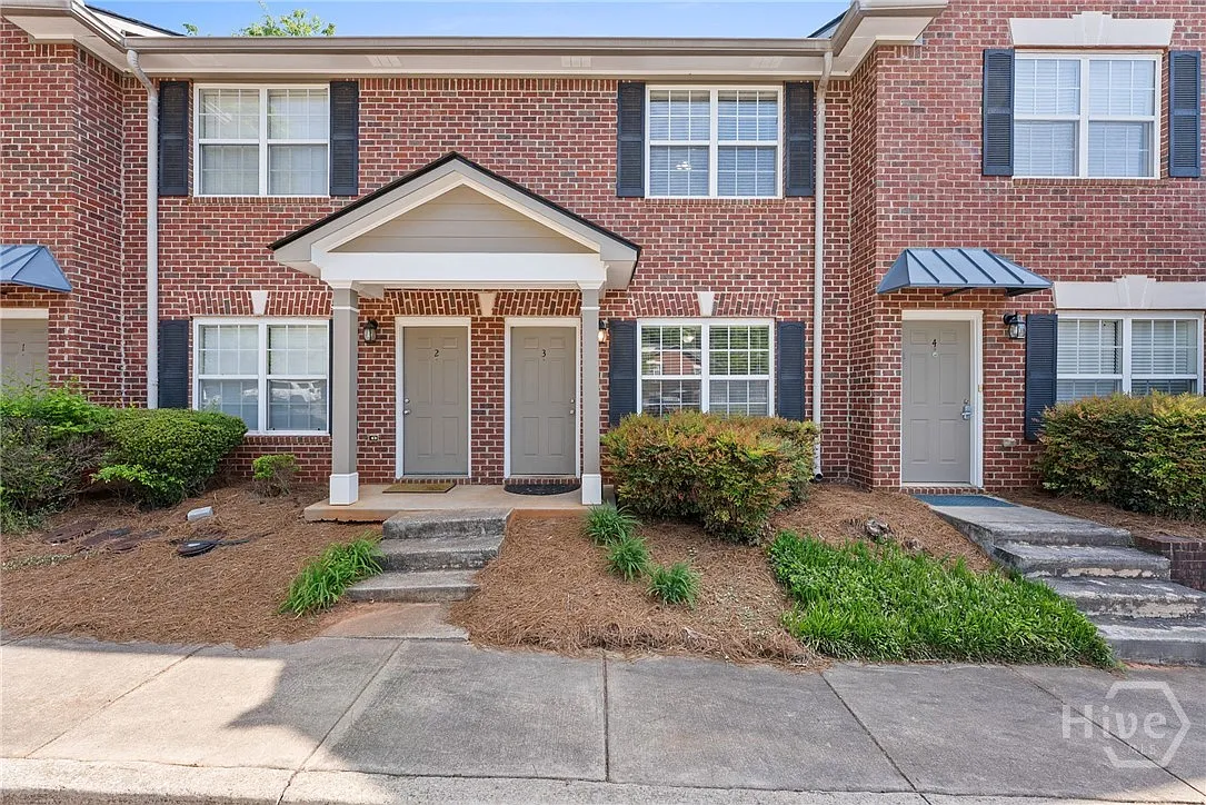2 bed, 2.5 bath, 1184 sqft, $1,500 — Photo 1