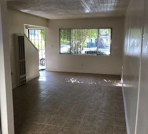 3rd image of 4269 Schoolridge Ln #B