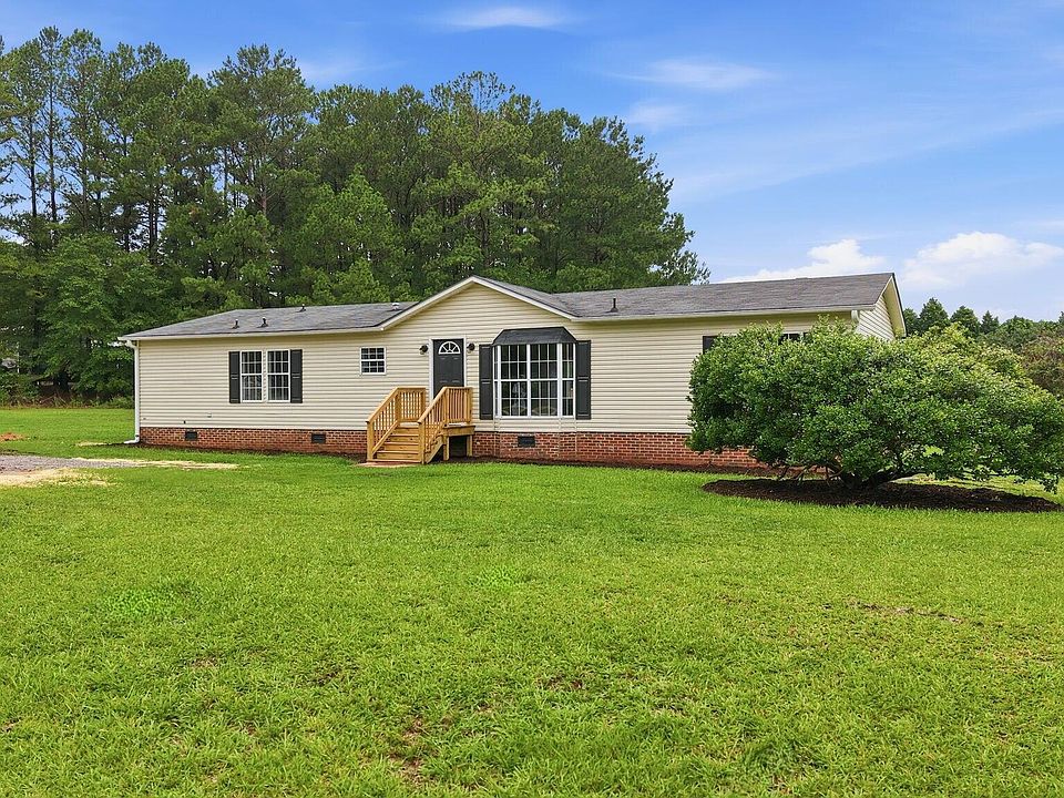 1st image of 102 Pineview Dr