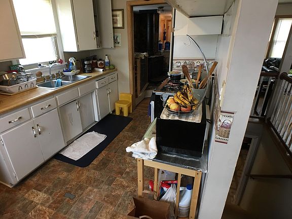 5208 Washburn - kitchen_07292019