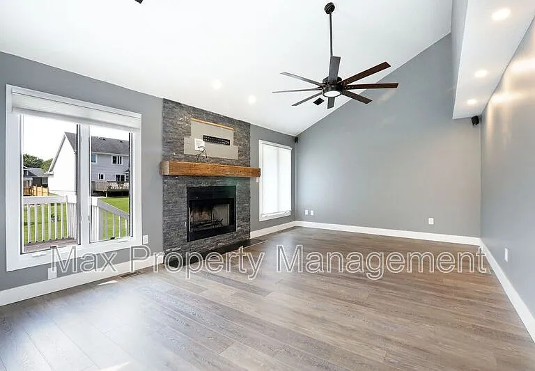 8200 Northview Dr — Photo 13