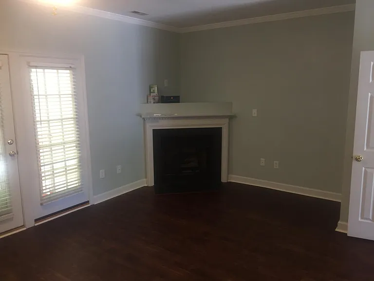2210 Trailwood Valley Cir — Photo 8