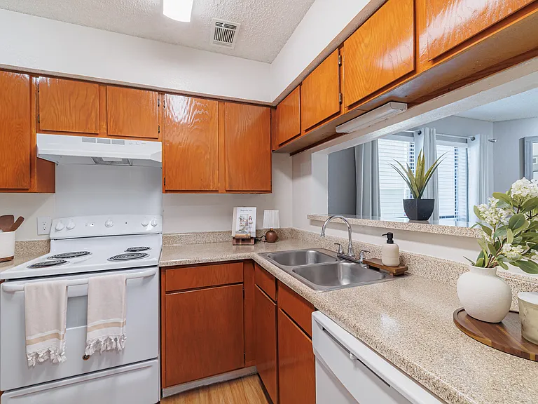 Model Unit Kitchen 01