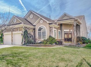 31 Deal Ln, Waretown, NJ 08758